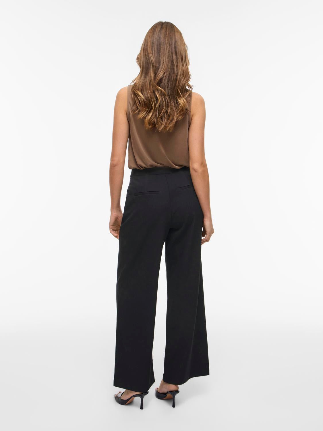 VIGERY Tailored Trousers - Black Beauty - VERO MODA & VILA Bergvik